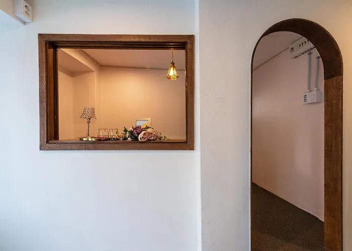 Crashinyongsan Hotel 2*